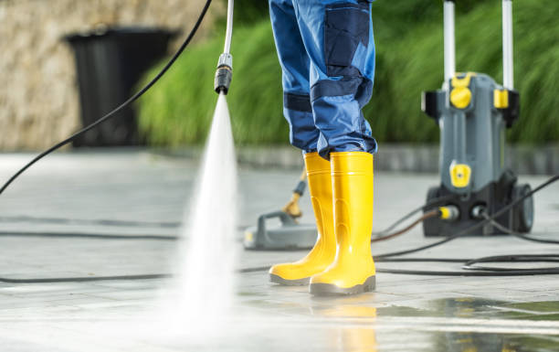 Best Deck Pressure Washing  in Eagle Lake, TX